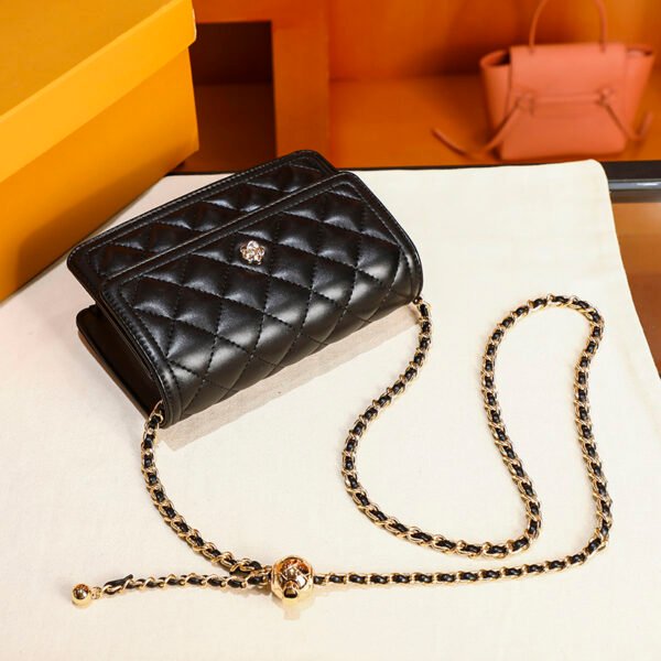 Spring/Summer Popular Diamond Chain Bag Women's Small Square Bag Design Niche Shoulder Messenger Bag