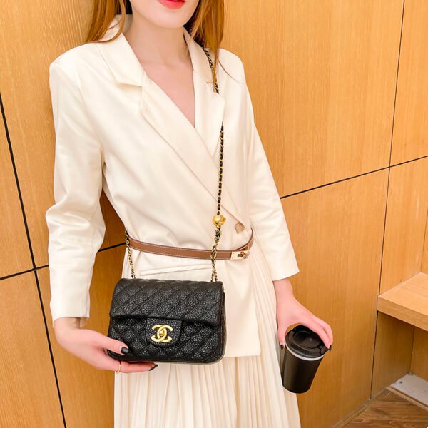 Single-Shoulder Bag: Classic Diamond Embroidery