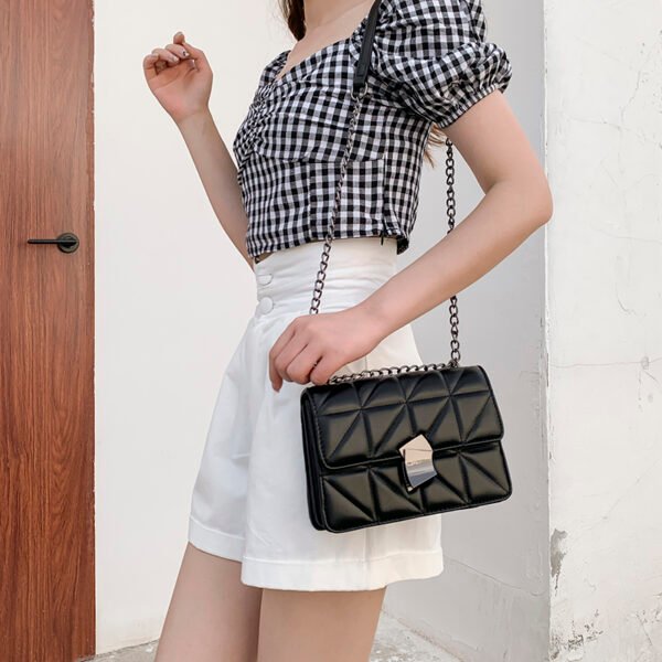 Early Fall New Senior Texture Commuter Small Square Bag Diamond Lattice Black Chain Shoulder Bag Versatile Diagonal Cross Bag