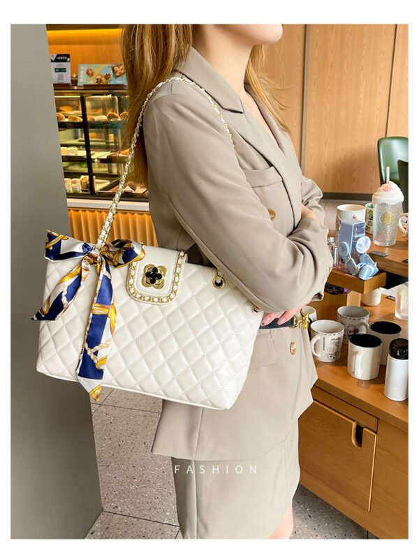 Simple Diamond Embroidery Underarm Bag For Women, New Cross-Border Lock Shoulder Bag, Large Capacity Chain Handbag Messenger Bag