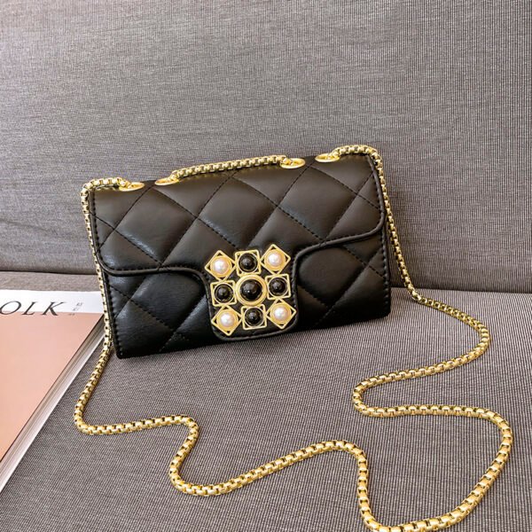 颜色 Pearl Diamond Buckle Women's Bag Large Capacity Bag Autumn And Winter New Style Trendy Versatile Shoulder Messenger Bag Diamond Chain Bag