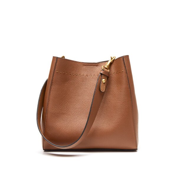 10.1300086 New Arrival Women’s Genuine Leather Saddle Shoulder Bag – Minimalist Style for the Modern Commute