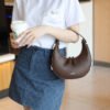 2025 New Korean-Style Minimalist Crescent Shoulder Bag – Sleek Everyday Underarm Purse for Effortless Chic