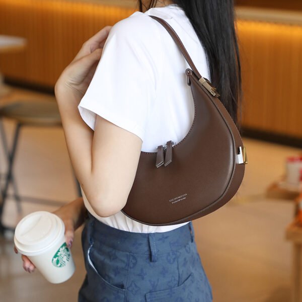 2025 New Korean-Style Minimalist Crescent Shoulder Bag – Sleek Everyday Underarm Purse for Effortless Chic