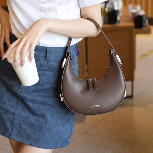 2025 New Korean-Style Minimalist Crescent Shoulder Bag – Sleek Everyday Underarm Purse for Effortless Chic