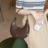 2025 New Korean-Style Minimalist Crescent Shoulder Bag – Sleek Everyday Underarm Purse for Effortless Chic