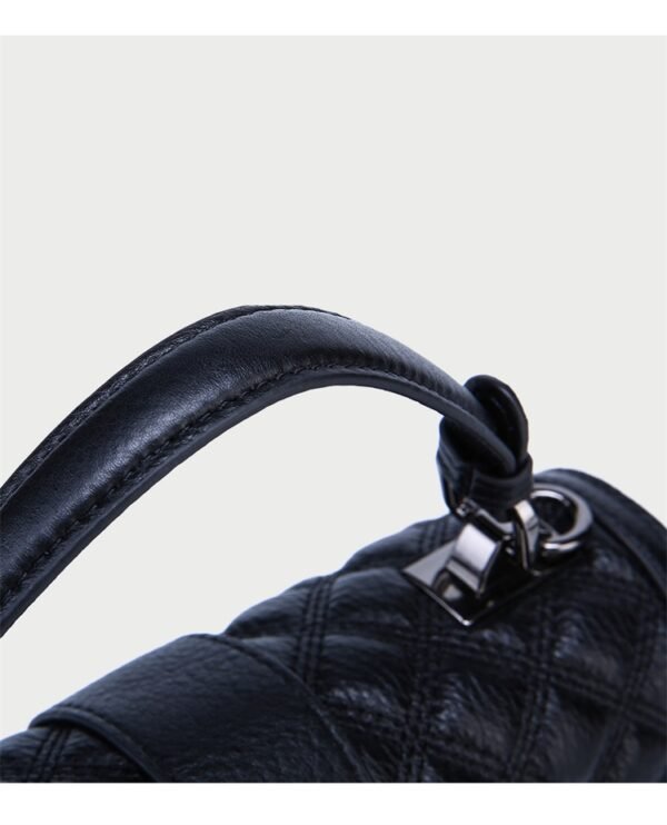 2025 New Arrival Women’s Genuine Leather Quilted Crossbody Bag – Street-Style Elegance for Summer