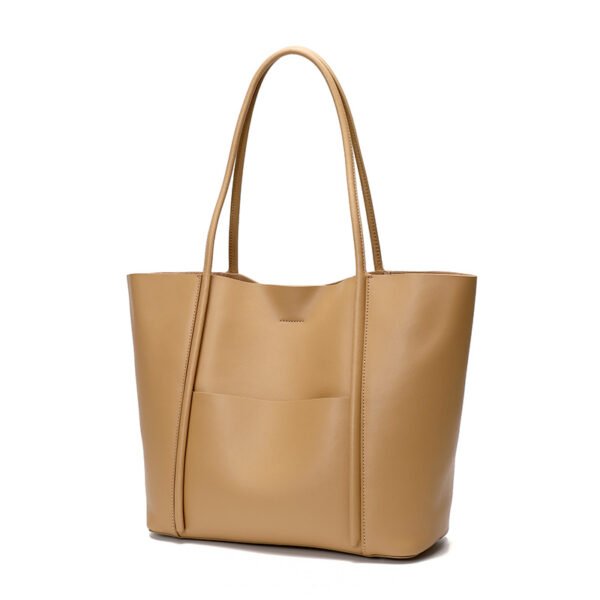 New Arrival Women’s Genuine Leather Tote Bag – Elegant, Spacious & Effortlessly Stylish for Work and Commute