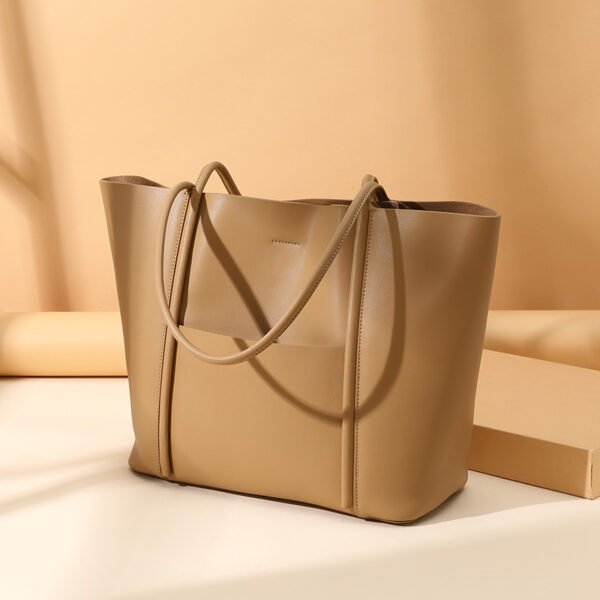New Arrival Women’s Genuine Leather Tote Bag – Elegant, Spacious & Effortlessly Stylish for Work and Commute