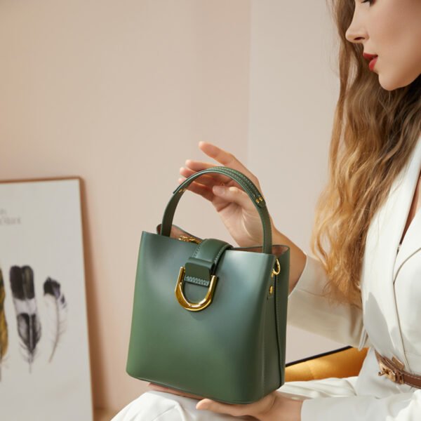 2025 New Women’s Genuine Leather Bucket Bag – Spacious, Chic & Perfectly Designed for Spring/Summer Life
