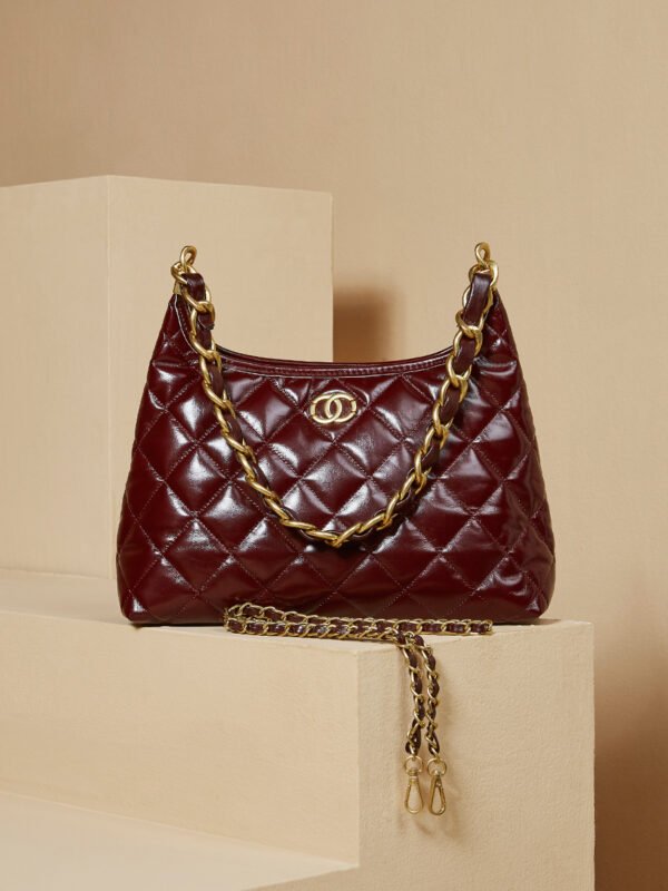 10 Versatile Quilted Chain Shoulder Bag – Genuine Leather Crossbody Handbag