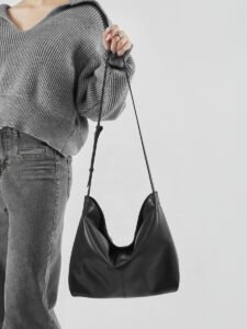 Women’s Shoulder Bag