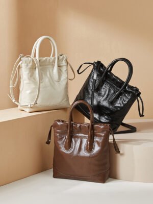 17 Leather Drawstring Shoulder Bag | Chic Pleated Tote