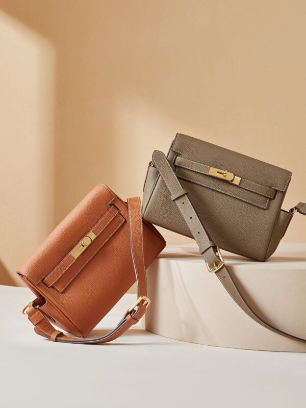 Vintage Cowhide Leather Kelly Messenger Bag — Elegant Daily Carry