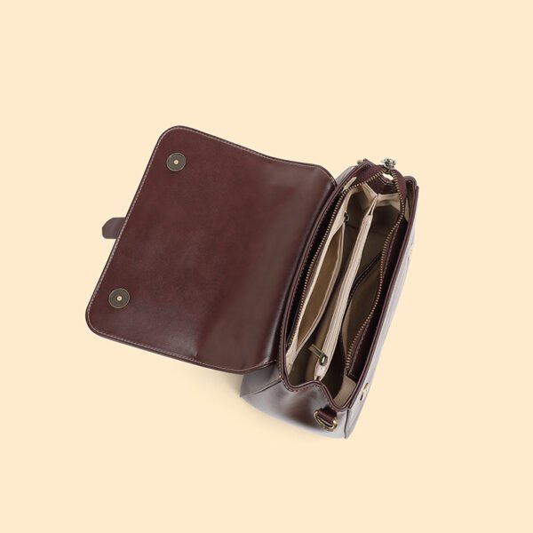 Vegetable-Tanned Leather Shoulder Tote — Elegant Structured Handbag