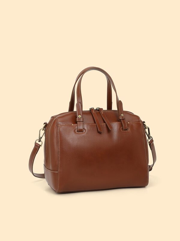 4P3A2887 Genuine Leather Tote Bag — Versatile Shoulder & Crossbody Style