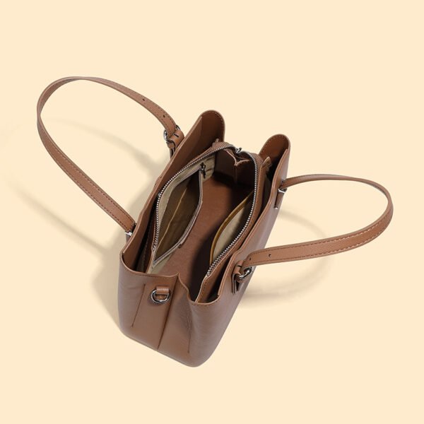 Genuine Leather Tote Bag — Large Capacity Commuter Style