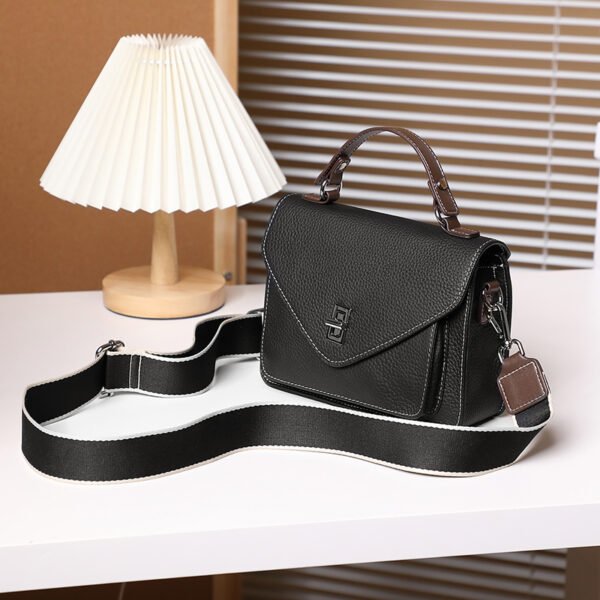 4P3A4058 Genuine Leather French Small Square Bag — Chic Crossbody Tote