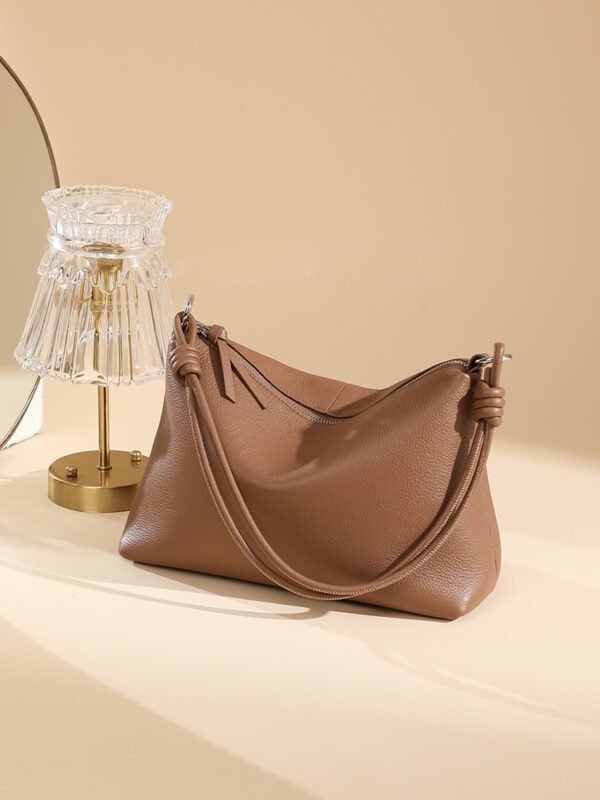 Full-Grain Leather Shoulder Tote — Minimalist Commuter Bag