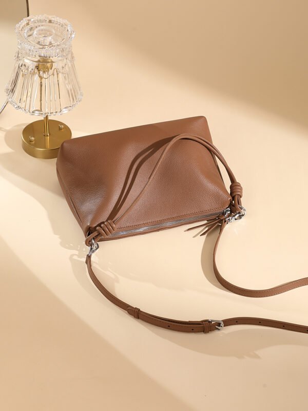 Full-Grain Leather Shoulder Tote — Minimalist Commuter Bag