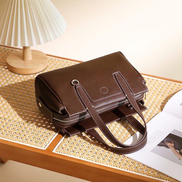 4P3A8684 Vintage Leather Tote Bag — Fall/Winter Shoulder & Crossbody