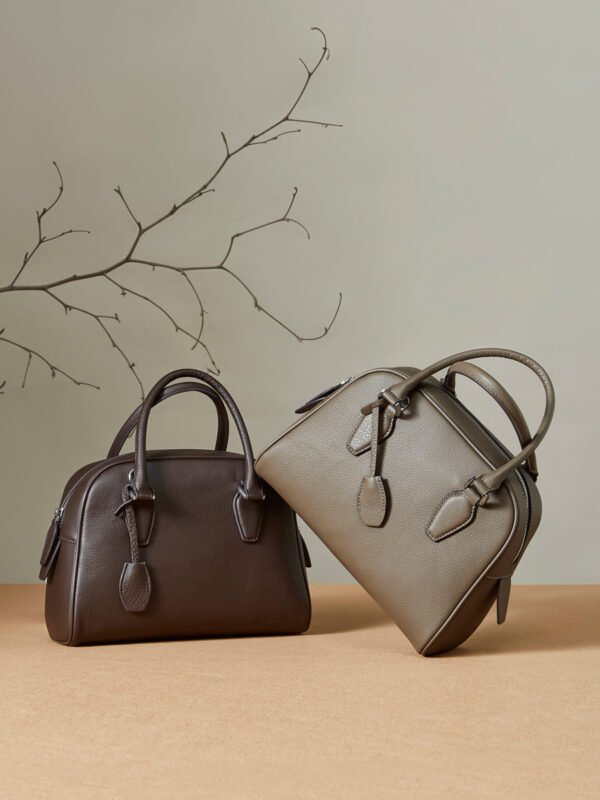 Premium Genuine Leather Boston Bag – Large Capacity Cowhide Handbag