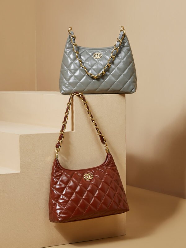 7 Versatile Quilted Chain Shoulder Bag – Genuine Leather Crossbody Handbag