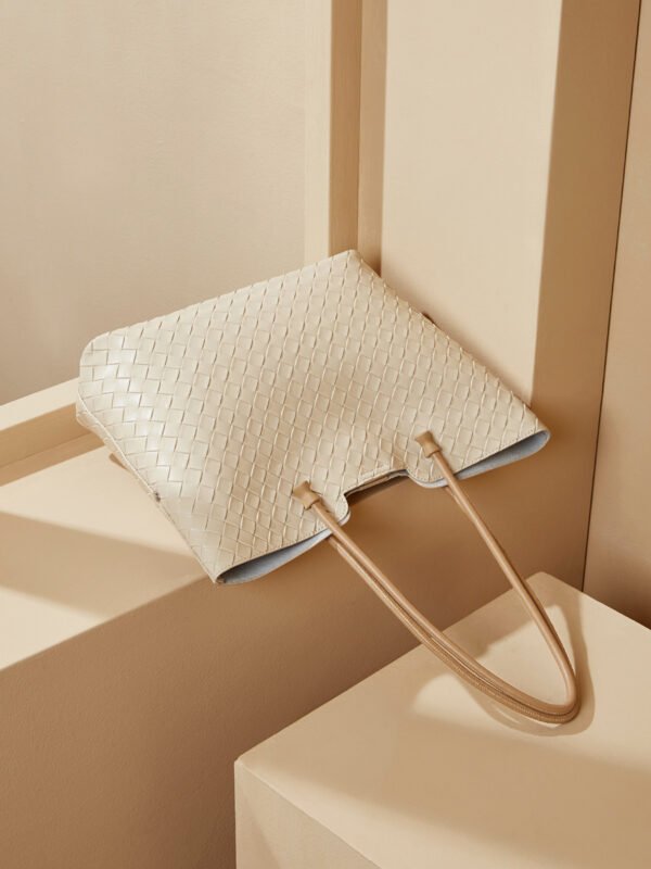 8 Leather Woven Tote Bag | Large Capacity Shoulder Bag