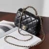 800X800主图_0000_无题会话13802 Quilted Leather Chain Bag — Elegant Crossbody Handbag