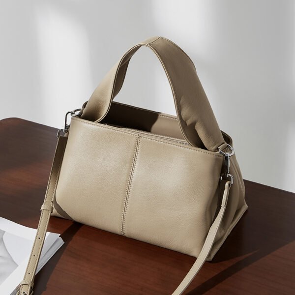 800X800主图_0001_无题会话13815 Vintage Cowhide Shoulder Bag | Large Leather Tote