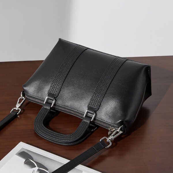 Cowhide Leather Boston Pillow Bag — Vintage Handheld Crossbody