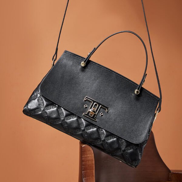 Genuine Leather Quilted Shoulder Bag — Everyday Elegance