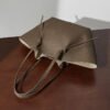 Full Grain Leather Tote Bag – Large Capacity Commuter Handbag for Women