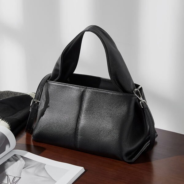 800X800主图_0004_无题会话13811 Vintage Cowhide Shoulder Bag | Large Leather Tote