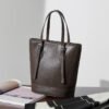 800X800主图_0005_无题会话13767 Genuine Leather Bucket Tote — Vintage Commuter Shoulder Bag