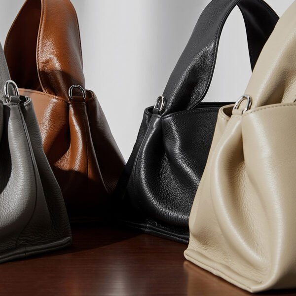 800X800主图_0005_无题会话13809 Vintage Cowhide Shoulder Bag | Large Leather Tote