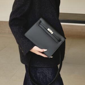 minimalist leather handbag