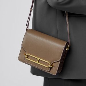 women’s shoulder bag