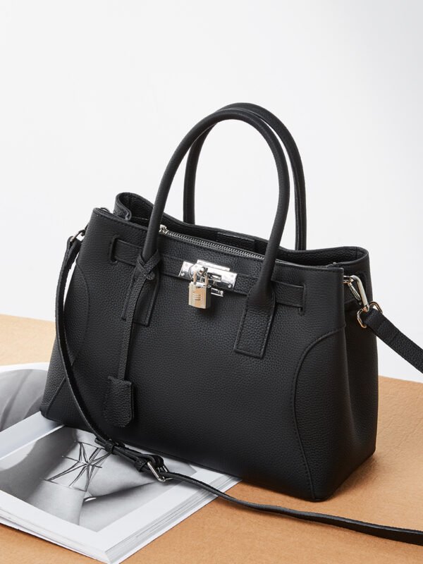 900X1200主图_0003_无题会话12119 Genuine Leather Tote Handbag — Vintage Commuter Style