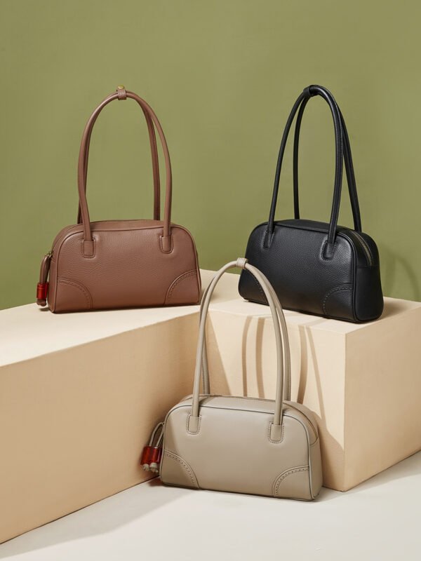 900X1200主图_0003_无题会话9124 Women’s Genuine Leather Bowling Bag | Large Capacity Cowhide Tote & Crossbody Commuter Handbag