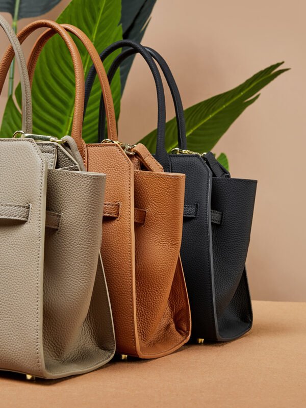 900X1200主图_0004_无题会话12085 Large Capacity Mommy Leather Bag – Fashion Platinum Shoulder & Crossbody Bag