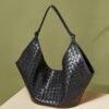 900X1200主图_0004_无题会话9130 Genuine Leather Woven Tote Bag | Large Capacity Shoulder Hobo Bag for Women | Quilted Commuter Handbag