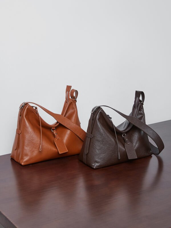 900X1200主图_0005_无题会话11024 Genuine Leather Large Tote Bag — Effortless Elegance