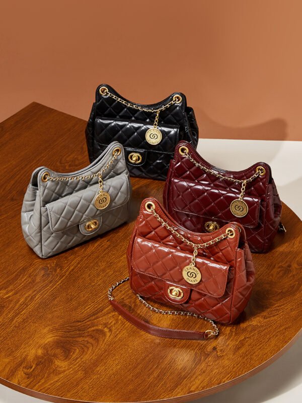 900X1200主图_0007_无题会话9114 Soft Leather Quilted Chain Shoulder Crossbody Bag — Chic Flap Purse