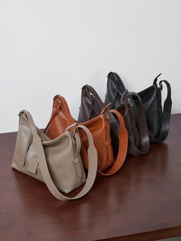 900X1200主图_0009_无题会话11017 Genuine Leather Large Tote Bag — Effortless Elegance