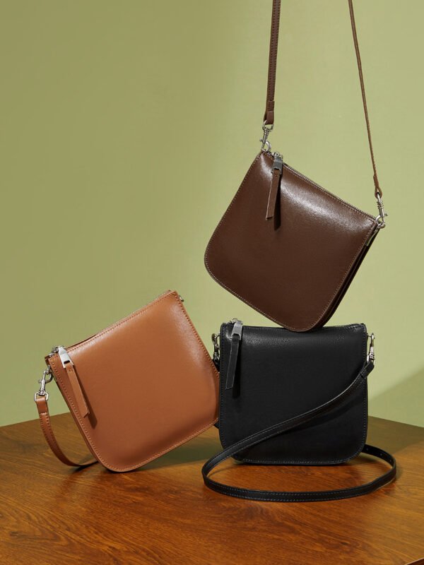 900X1200主图_0013_场景图 (4) Genuine Leather Bucket Shoulder Crossbody Bag — Compact Phone Tote
