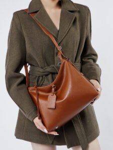 women’s crossbody tote