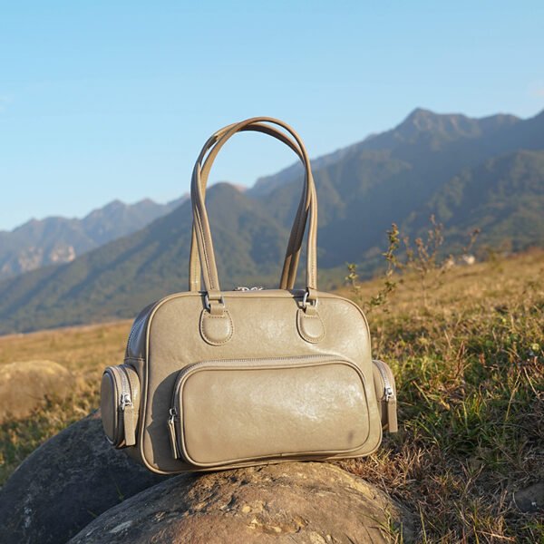 Full-Grain Leather Tote Bag — Vintage Everyday Essential