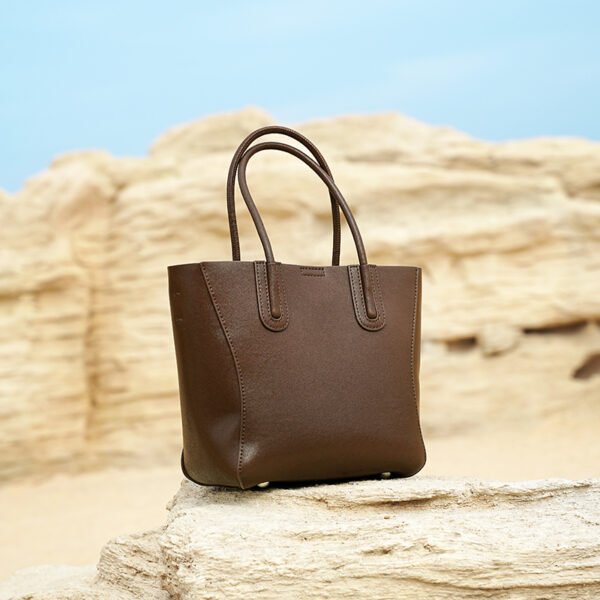 DSC01700 Genuine Leather Bucket Bag — Vintage Crossbody Style