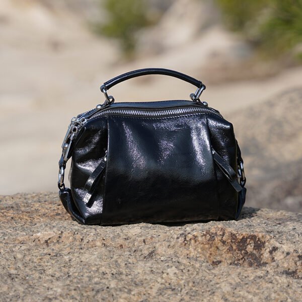 DSC01791 Genuine Leather Tote Bag — Vintage Commute Style